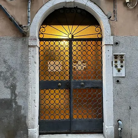 Ca Sambughe - In The Heart Of Venice