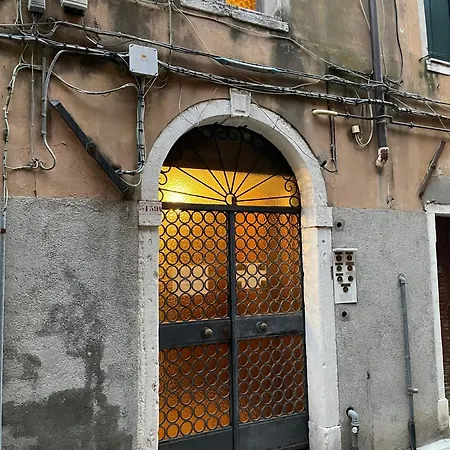 Ca Sambughe - In The Heart Of Venice